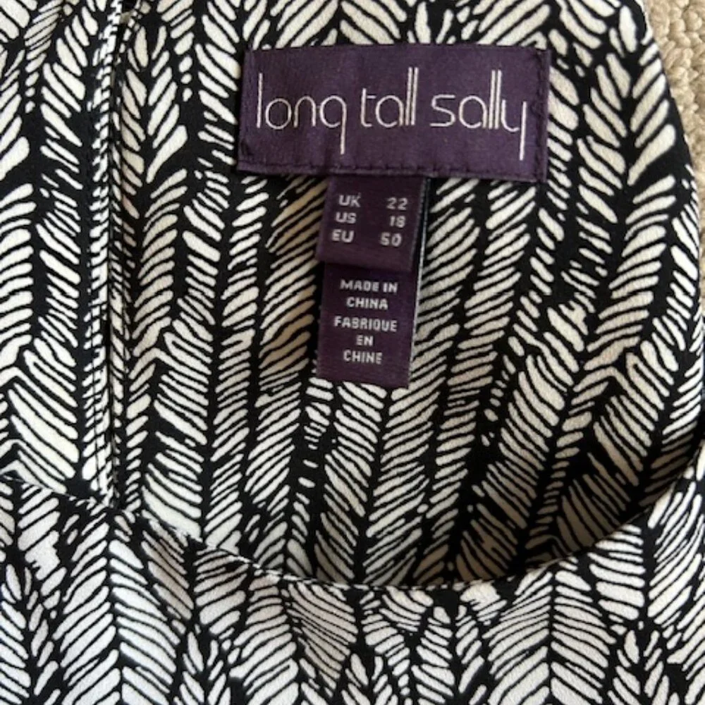 LTS capsleeve black & white print polyester relaxed fit size 18T blouse - Picture 5 of 5